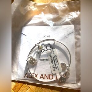 Alex and Ani Expandable Bangle Bracelet Crystal Paw Prints of Love Charm, Silver